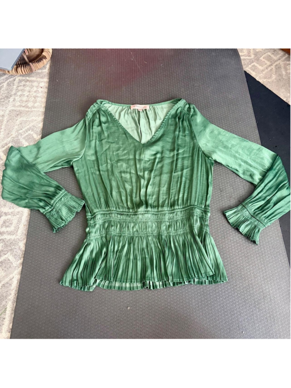 Y2K Philosophy Green Satin Peplum Blouse (Small)